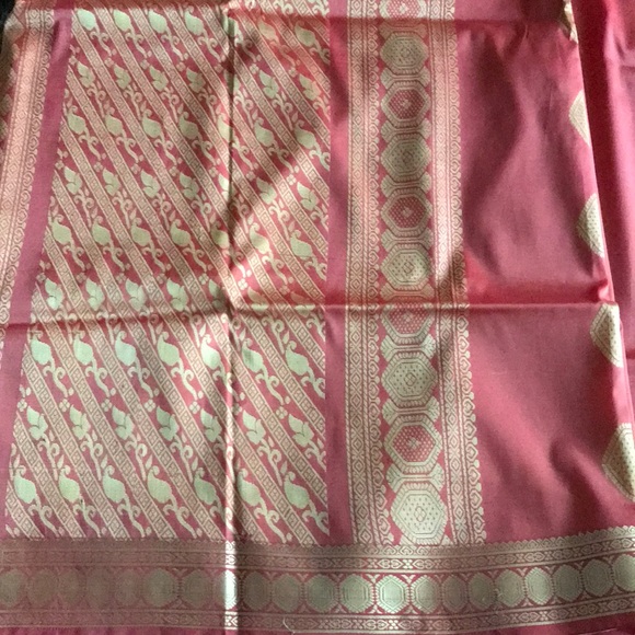 Final Sale- Indian Silk Saree - Picture 5 of 6